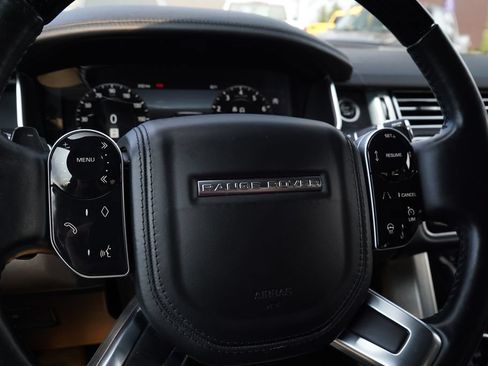 Used 2019 Land Rover Range Rover Supercharged AWD/4WD image 23