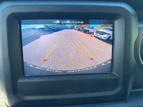 Certified 2022 Jeep Wrangler Unlimited Sport image 11