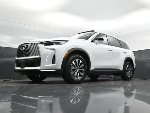 Certified 2026 INFINITI QX60 Pure w/ Cargo Package FWD image 39