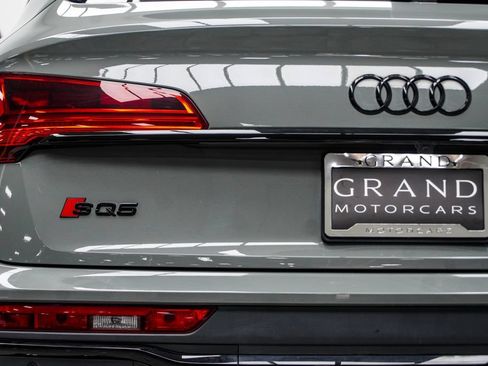 Used 2022 Audi SQ5 Prestige w/ Prestige Package AWD/4WD image 17