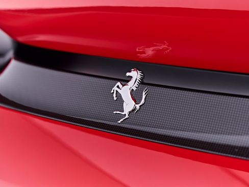 Used 2020 Ferrari 488 Pista Coupe RWD image 32