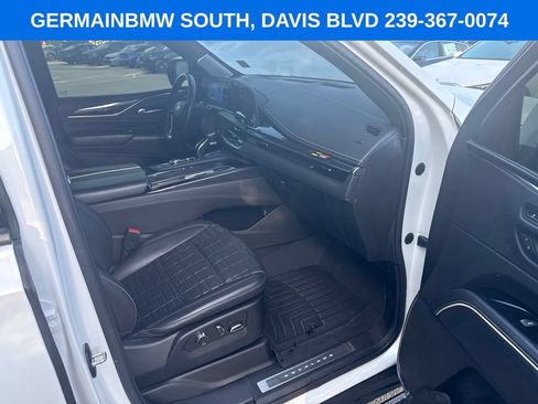 Used 2022 Cadillac Escalade Sport Platinum AWD/4WD image 25