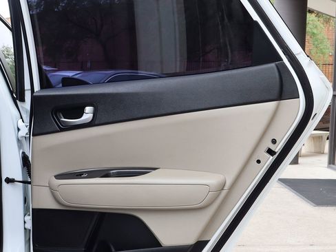 Used 2018 Kia Optima LX w/ Convenience Package image 26