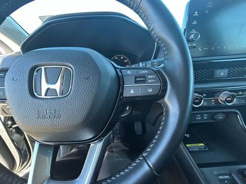 Used 2025 Honda CR-V EX-L image 14