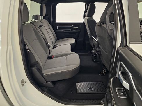 Used 2024 RAM 3500 Big Horn image 33