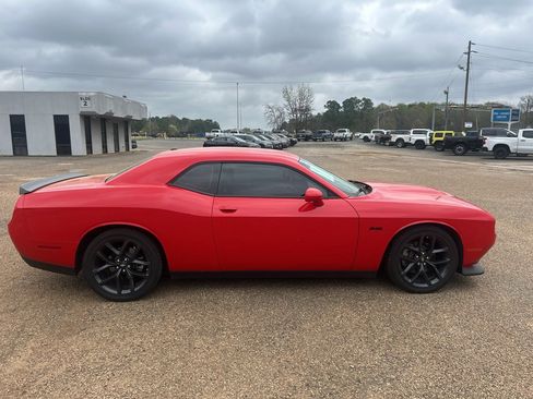 Used 2023 Dodge Challenger R/T w/ Blacktop Package image 6