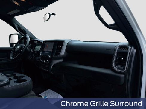 Used 2024 RAM 2500 Tradesman w/ Chrome Appearance Group AWD/4WD image 32