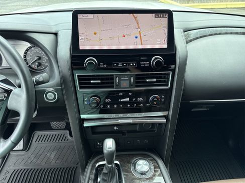 Used 2023 Nissan Armada Platinum w/ Captain's Chairs Package image 37