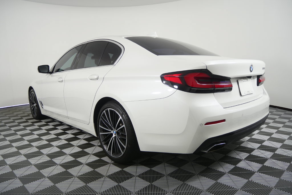 Used 2021 BMW 530i w/ Convenience Package RWD image 6