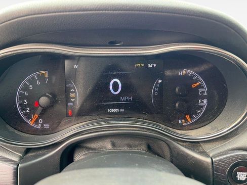 Used 2018 Jeep Grand Cherokee High Altitude image 39