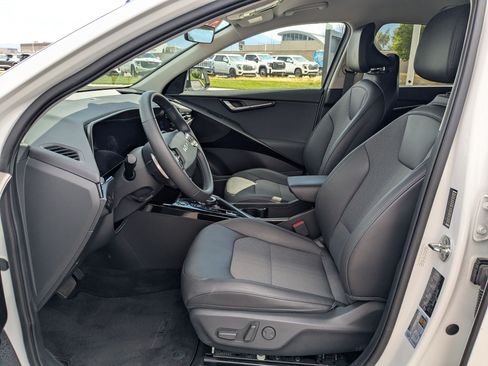 Certified 2023 Kia Niro Wind w/ Wind Preserve Package FWD image 23