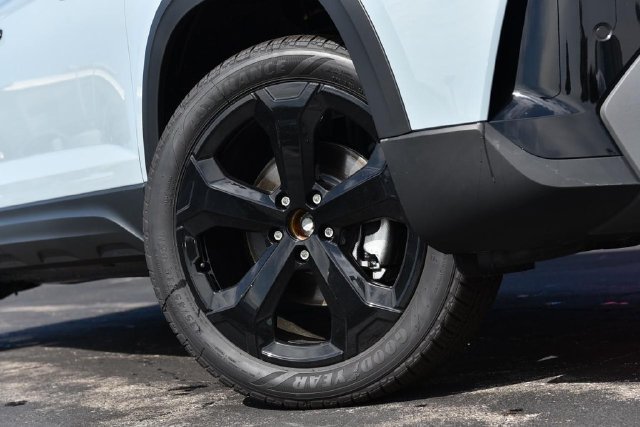 New 2027 Volkswagen Taos SE AWD/4WD image 3