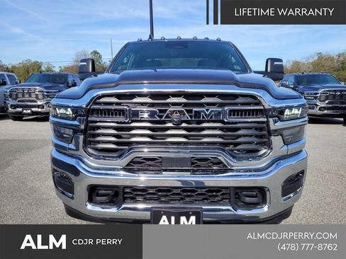 New 2026 RAM 3500 Tradesman w/ Chrome Appearance Group A AWD/4WD image 19