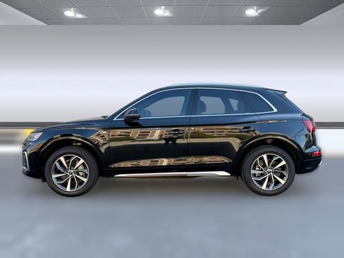 Certified 2023 Audi Q5 2.0T Premium Plus w/ Premium Plus Package image 2
