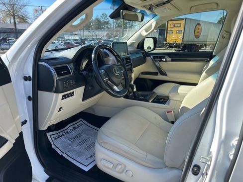 Used 2022 Lexus GX 460 Premium image 9