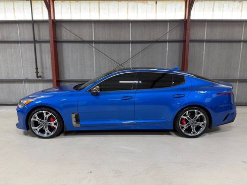 Used 2021 Kia Stinger GT2 image 4