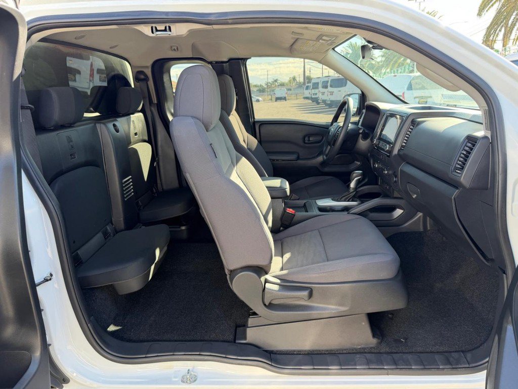 Used 2022 Nissan Frontier S RWD image 20
