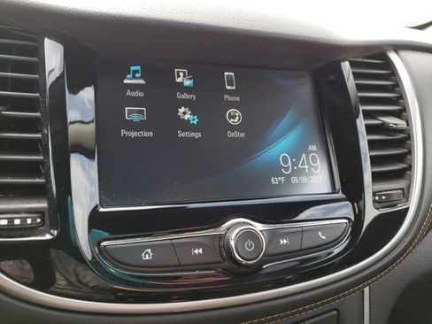 Used 2017 Chevrolet Trax LT w/ LT Convenience Package image 22