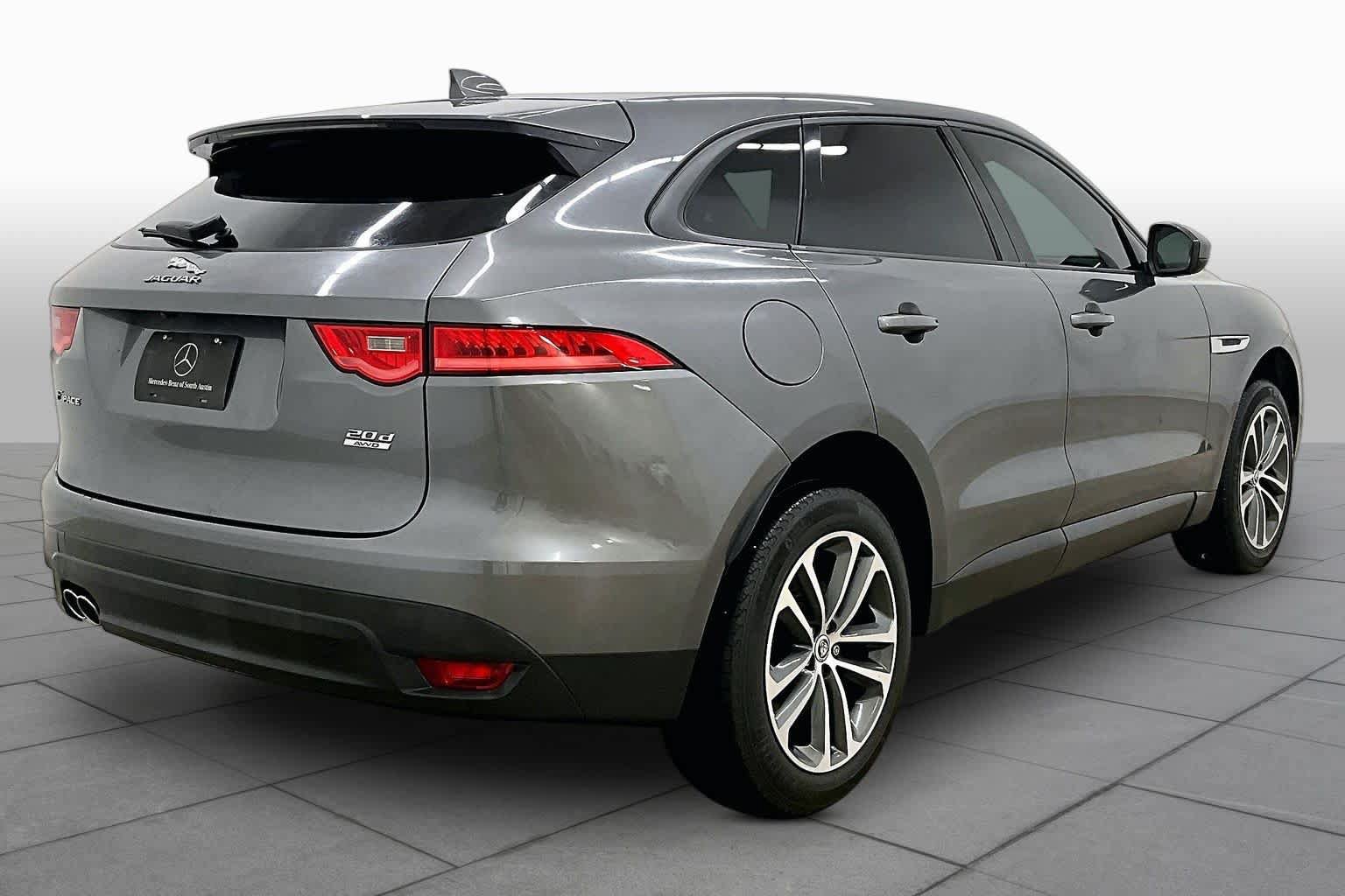 Used 2017 Jaguar F-PACE Premium AWD/4WD image 13