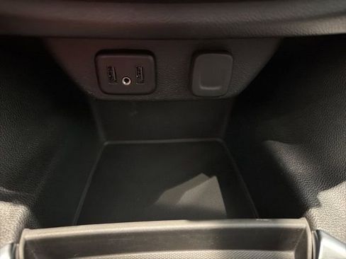 Certified 2020 Chevrolet Traverse LT w/ LPO, Floor Liner Package image 24