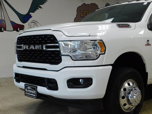 Used 2024 RAM 3500 Big Horn w/ Level 1 Equipment Group image 23