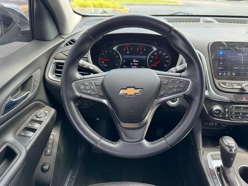 Used 2020 Chevrolet Equinox Premier AWD/4WD image 12