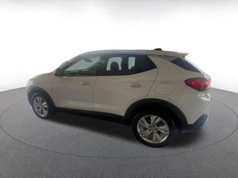 Used 2025 Buick Encore GX Preferred FWD image 15