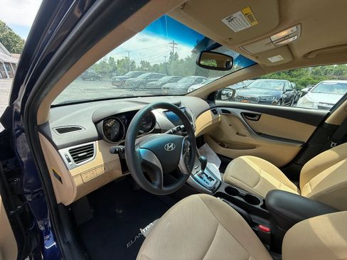 Used 2013 Hyundai Elantra GLS FWD image 10