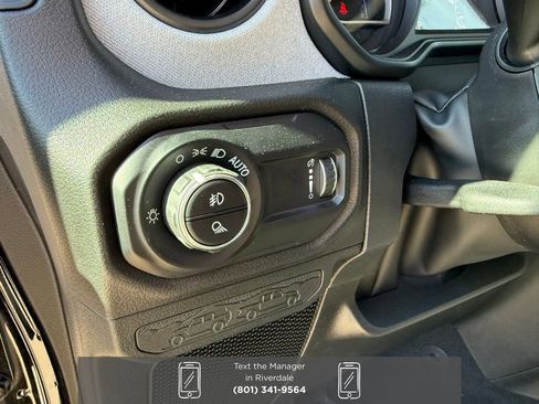 New 2025 Jeep Gladiator Sport image 15