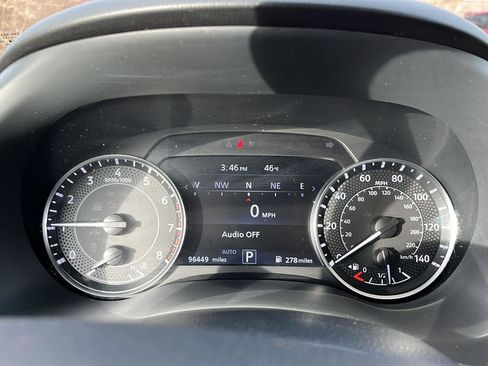 Used 2021 Nissan Armada SL w/ Captain's Chairs Package image 17