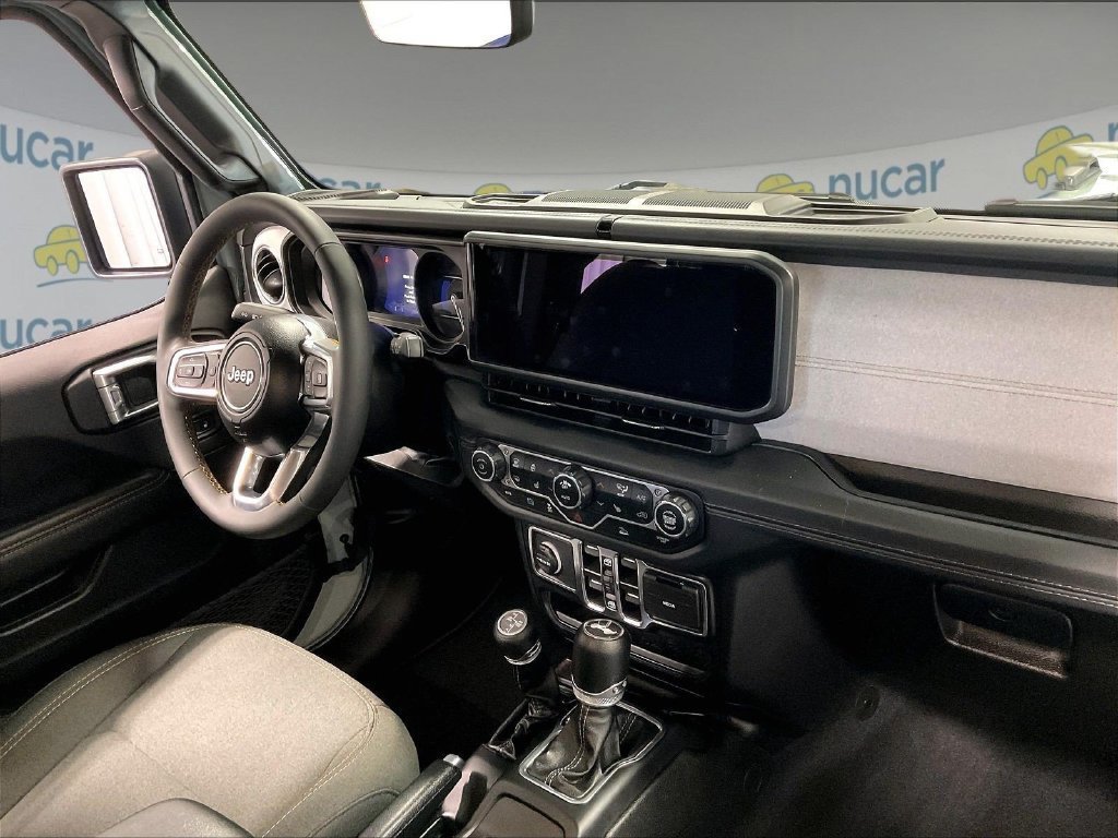 Used 2024 Jeep Wrangler Unlimited Sahara w/ Technology Group AWD/4WD image 14