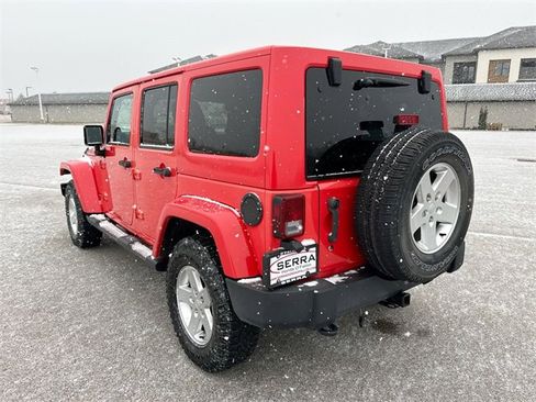 Used 2013 Jeep Wrangler Unlimited Sport image 11