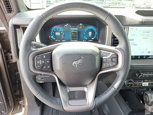 Used 2026 Ford Bronco Outer Banks AWD/4WD image 15