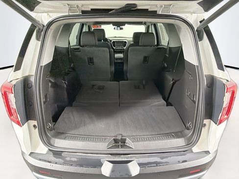 Used 2020 GMC Acadia SLE w/ Driver Convenience Package image 26