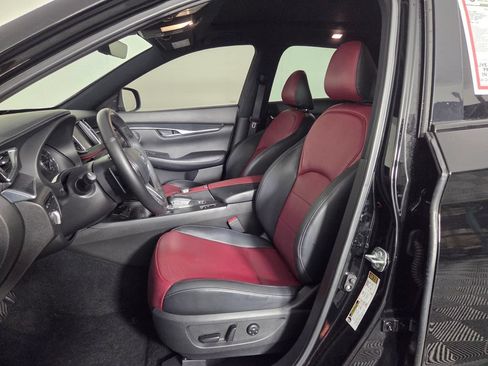 Used 2023 INFINITI QX50 Sport AWD/4WD image 10