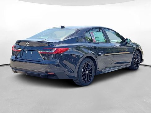New 2026 Toyota Camry SE w/ Convenience Package image 4