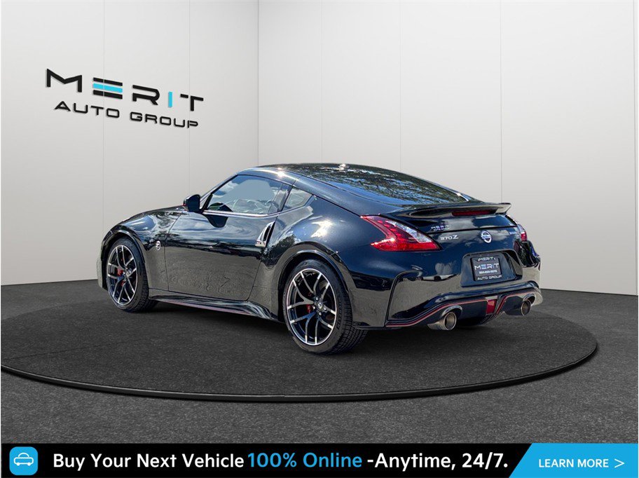 Used 2019 Nissan 370Z NISMO RWD image 7
