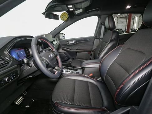 Used 2024 Ford Escape ST-Line w/ Tech Pack #1 image 40