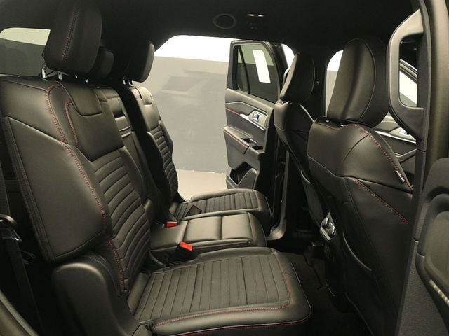 New 2026 Ford Explorer ST-Line RWD image 17