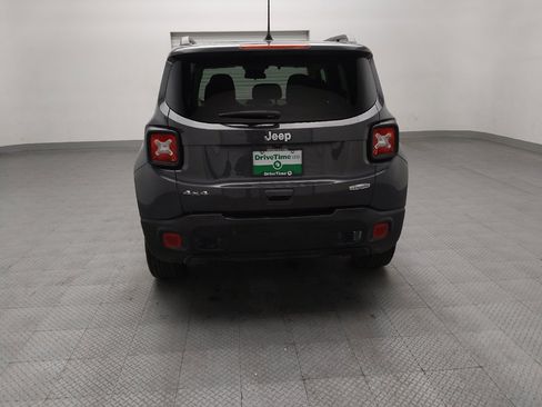 Used 2022 Jeep Renegade Latitude AWD/4WD image 6