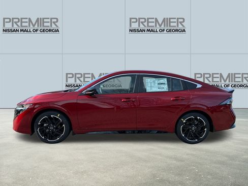 New 2026 Nissan Sentra SR w/ SR Premium Package FWD image 8