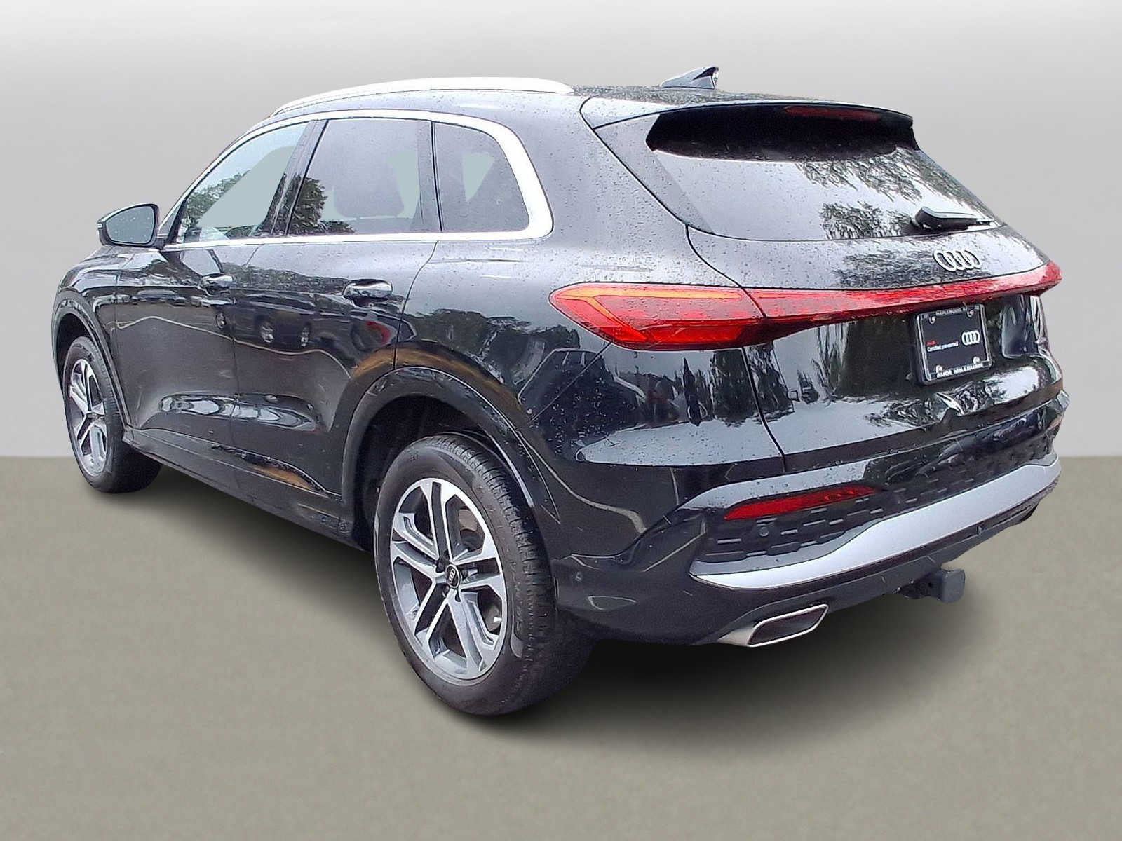 Certified 2025 Audi Q5 Premium w/ Convenience Package AWD/4WD image 28