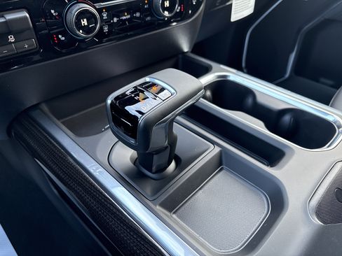 New 2026 Chevrolet Silverado 1500 LT Trail Boss w/ Safety Package image 23