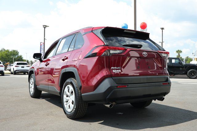 Used 2019 Toyota RAV4 LE FWD image 8