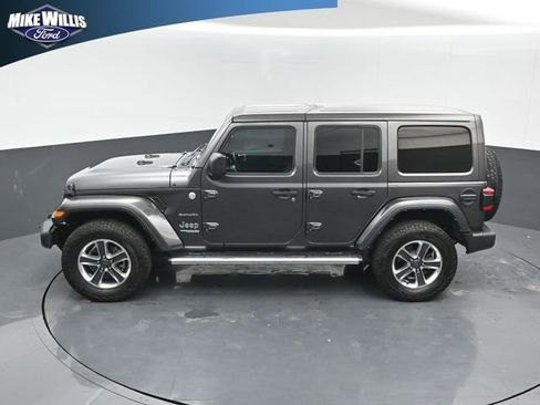 Used 2021 Jeep Wrangler Unlimited Sahara image 12