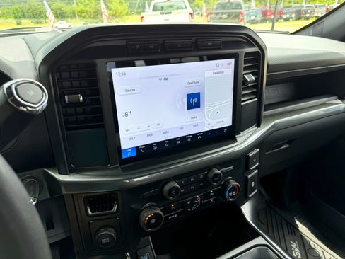 Used 2024 Ford F150 STX RWD image 16