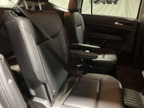 Used 2019 Volkswagen Atlas SE FWD image 11
