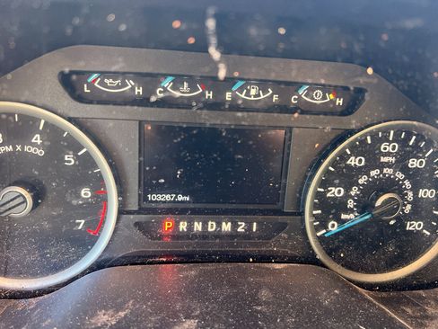 Used 2017 Ford F150 XLT w/ Trailer Tow Package image 8