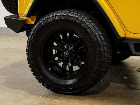 Used 2019 Jeep Wrangler Unlimited Rubicon w/ LED Lighting Group image 34