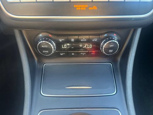 Used 2019 Mercedes-Benz GLA 250 4MATIC image 20